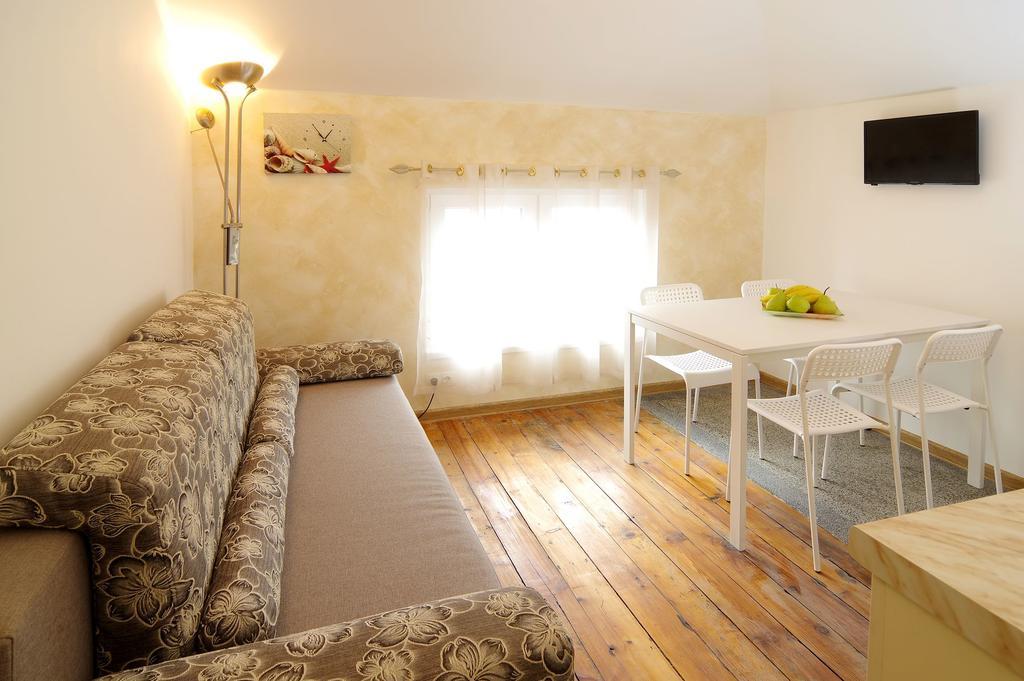 Art Guesthouse Vintage Burgas Ngoại thất bức ảnh